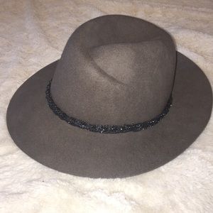 Women’s C .C. Wool floppy/ wide brim hat